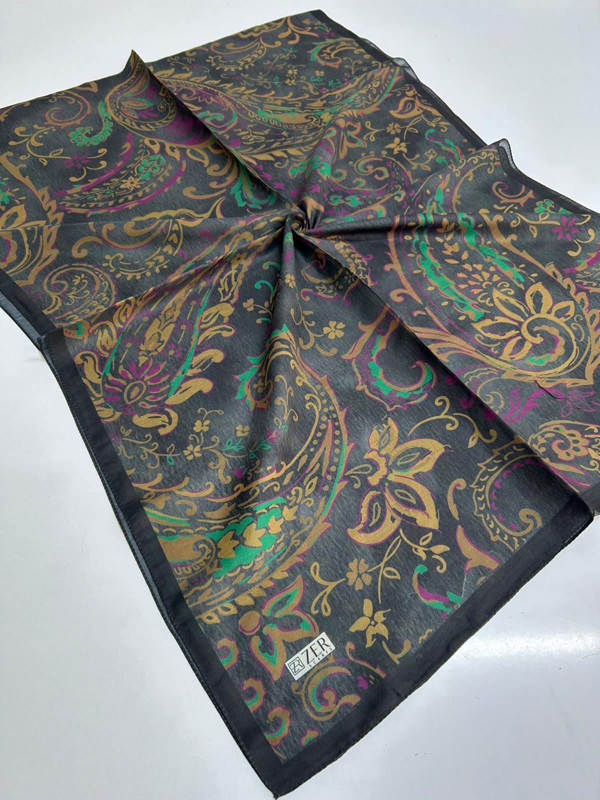 Zer Floral Paisley Shawl - Charcoal
